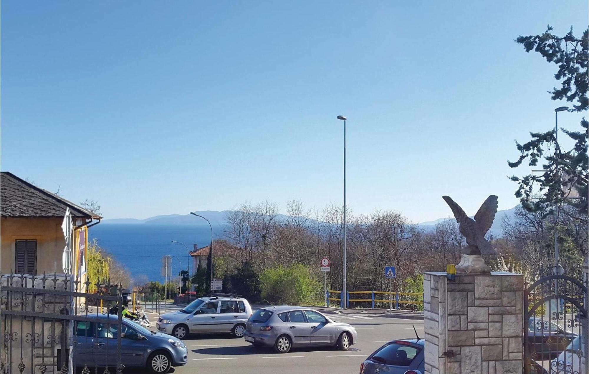 Apartman Beautiful In With Kitchen Opatija